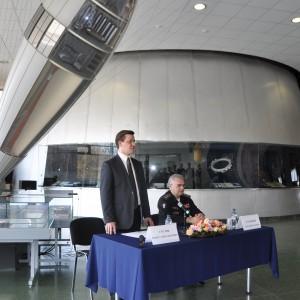 Во время подписания соглашения