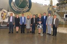 Государственный музей истории космонавтики им. К.Э. Циолковского посетила делегация во главе с первым китайским космонавтом Ян Ливэем.