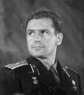 Летчик-космонавт СССР Г.С. Титов. Фото Вдовенко. 1962 г. Летчик-космонавт СССР Г.С. Титов. Фото Вдовенко. 1962 г.