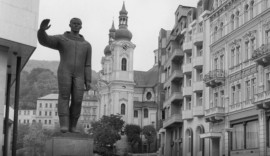 Памятник Гагарину Памятник Гагарину