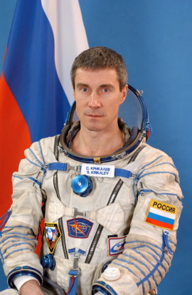 Крикалев (на обложку)